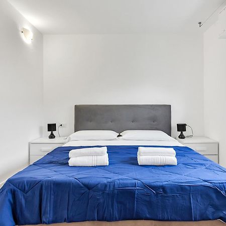 Appartamento Pellegrino Rossi 46 - Affitti Brevi Italia Milano Dış mekan fotoğraf